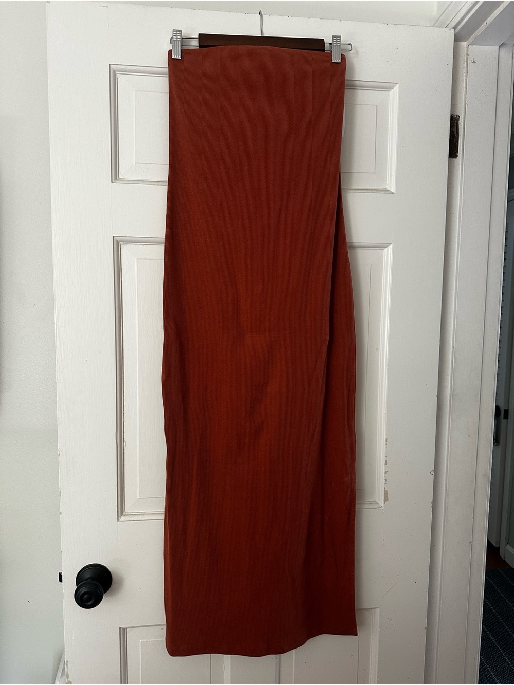 Strapless knit dress with side slit